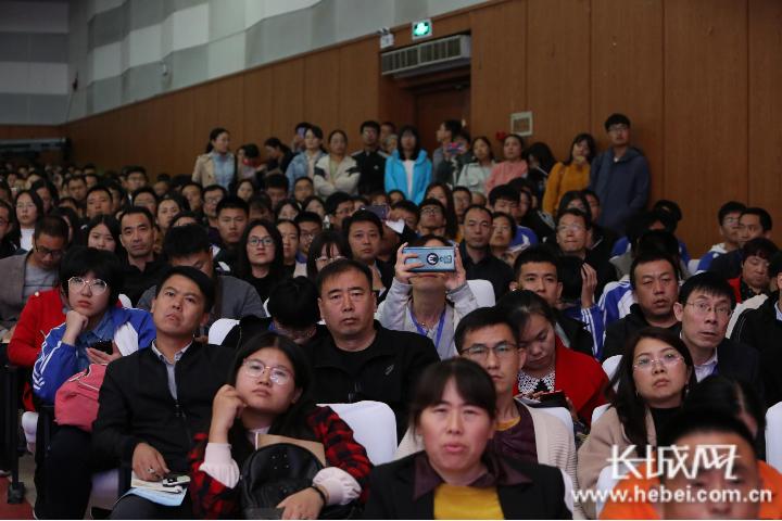 最新战斗机电影，科技、艺术与现实交织的视听盛宴
